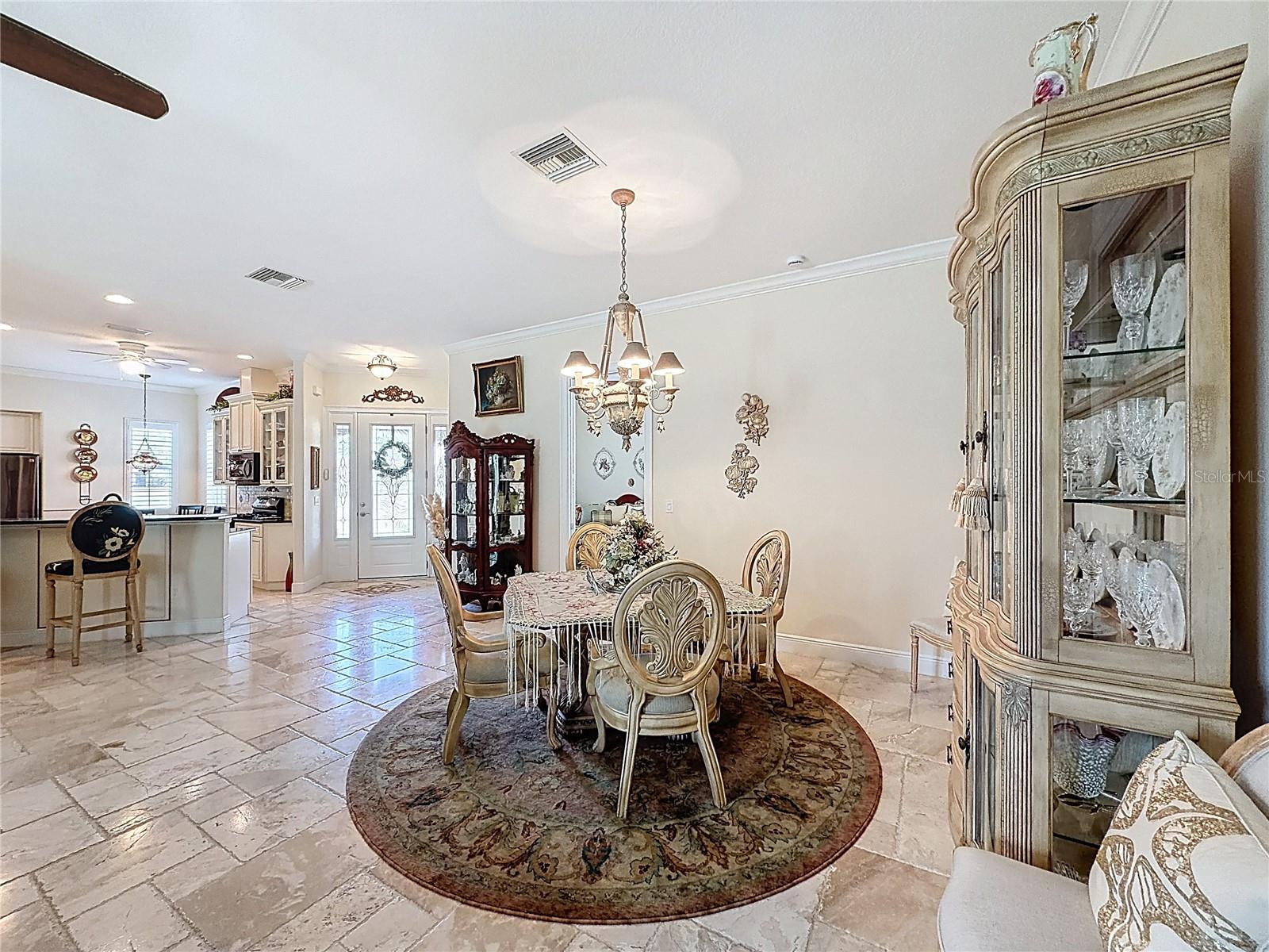 Image 12 of 39 For 9184 Deer Park Drive