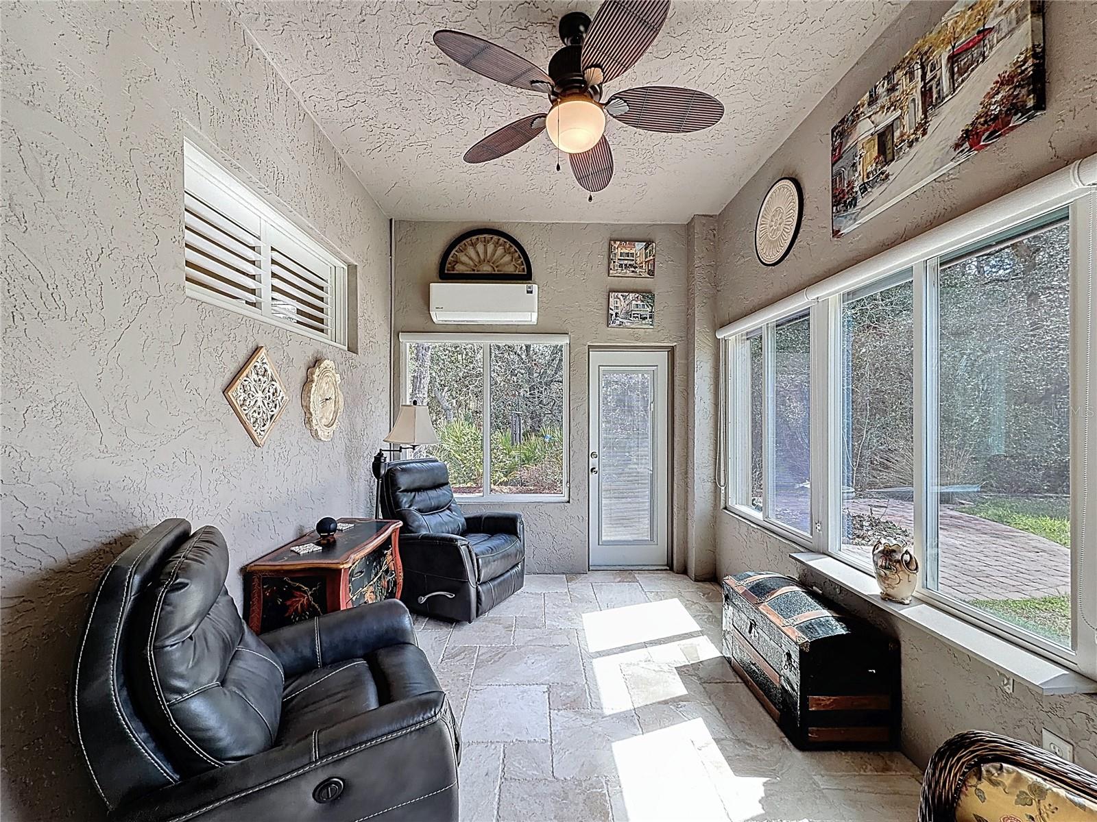 Image 30 of 39 For 9184 Deer Park Drive