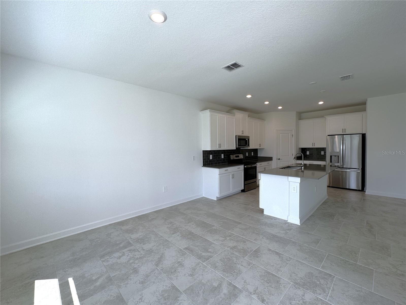 Image 10 of 43 For 3067 Camden Way