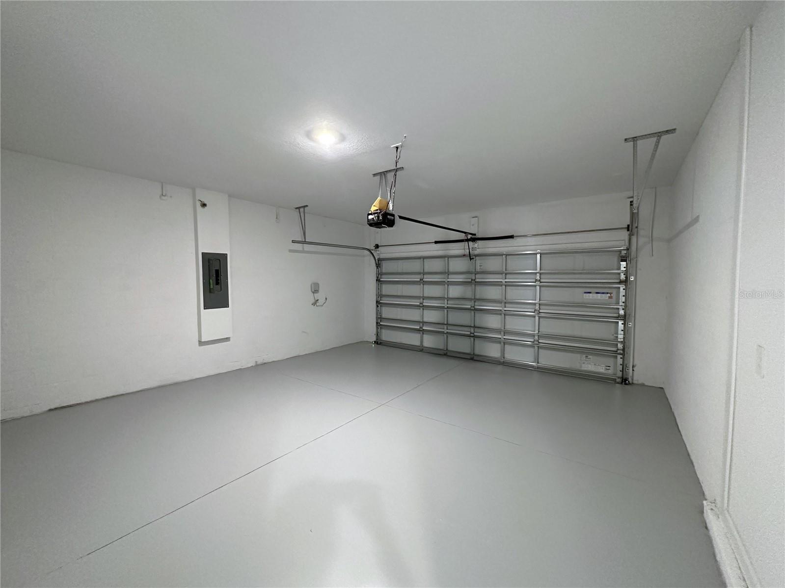 Image 38 of 43 For 3067 Camden Way