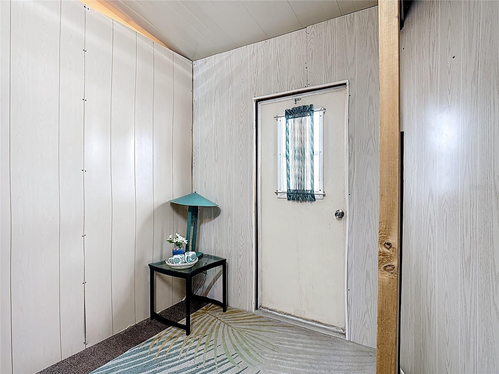 Image 22 of 31 For 9000 Us Hwy 192  763