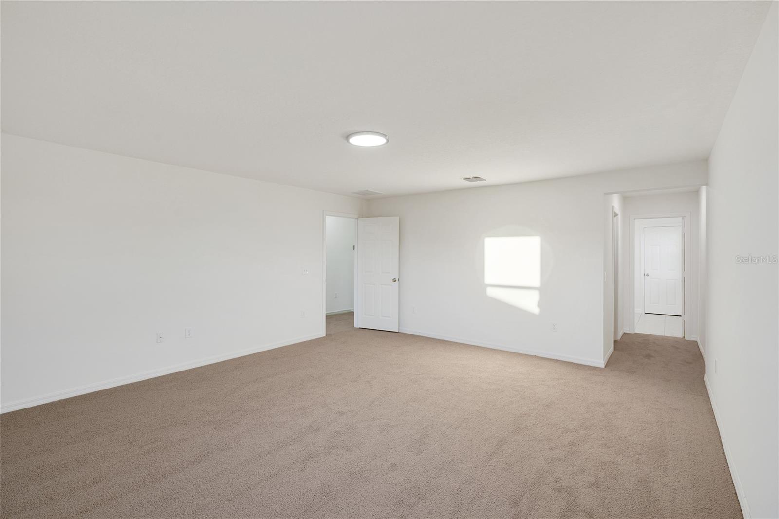 Image 21 of 31 For 13916 Rushing Creek Run