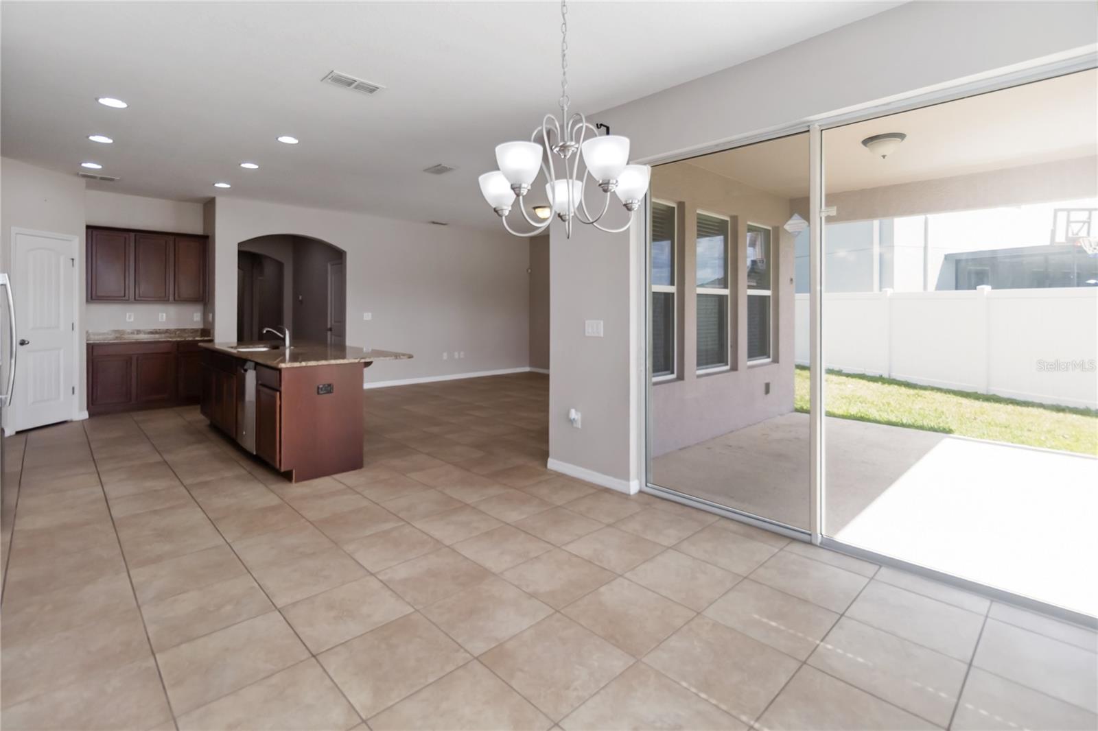 Image 13 of 53 For 1972 Beacon Landing Circle