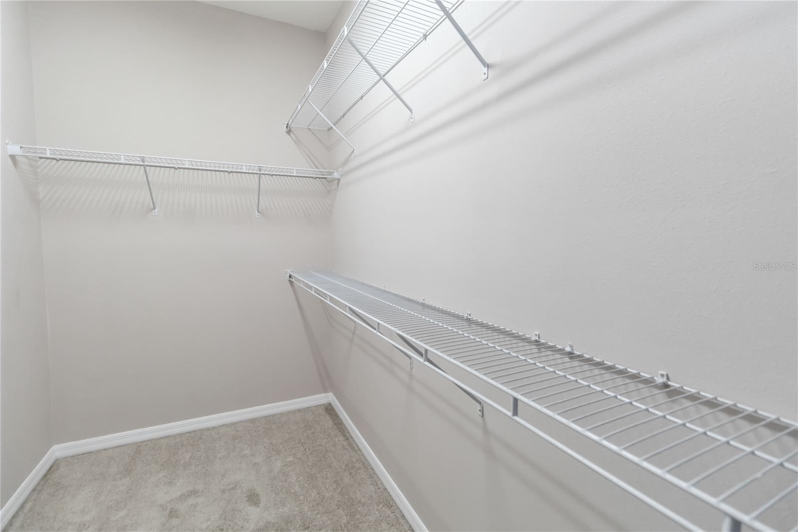 Image 19 of 53 For 1972 Beacon Landing Circle