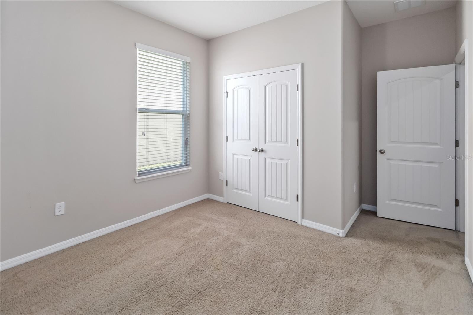 Image 21 of 53 For 1972 Beacon Landing Circle