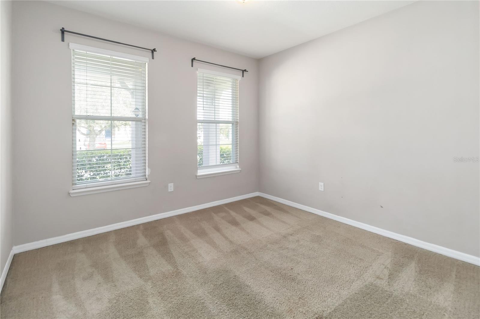 Image 24 of 53 For 1972 Beacon Landing Circle