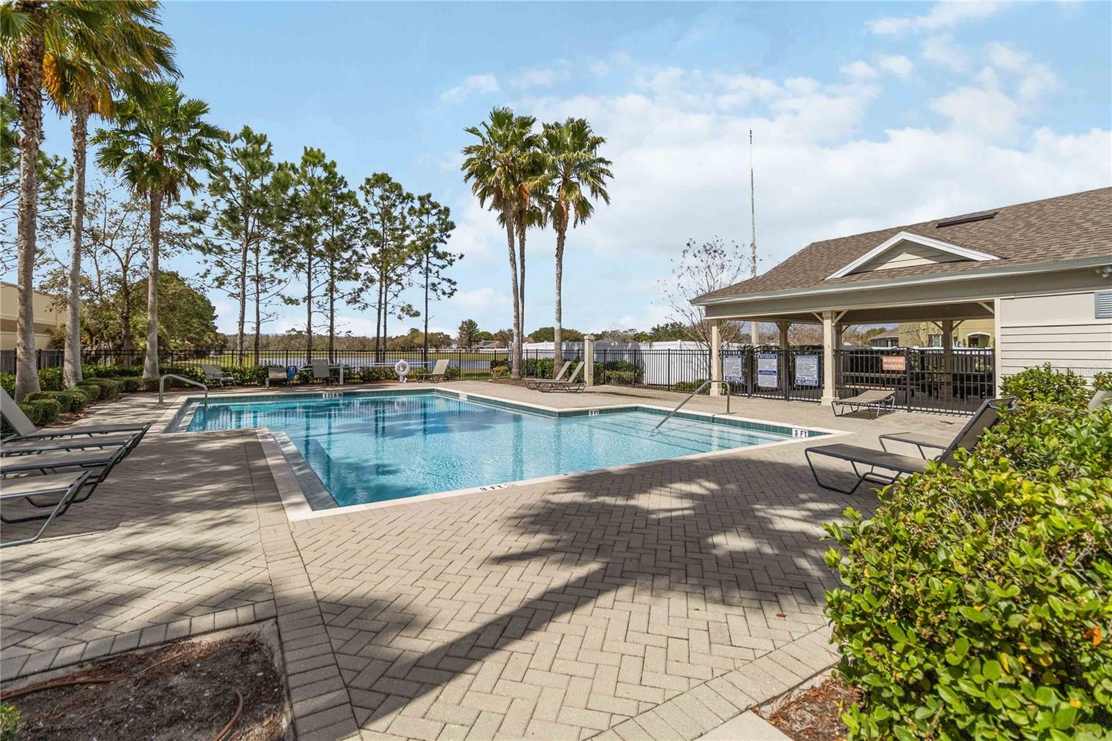 Image 32 of 53 For 1972 Beacon Landing Circle