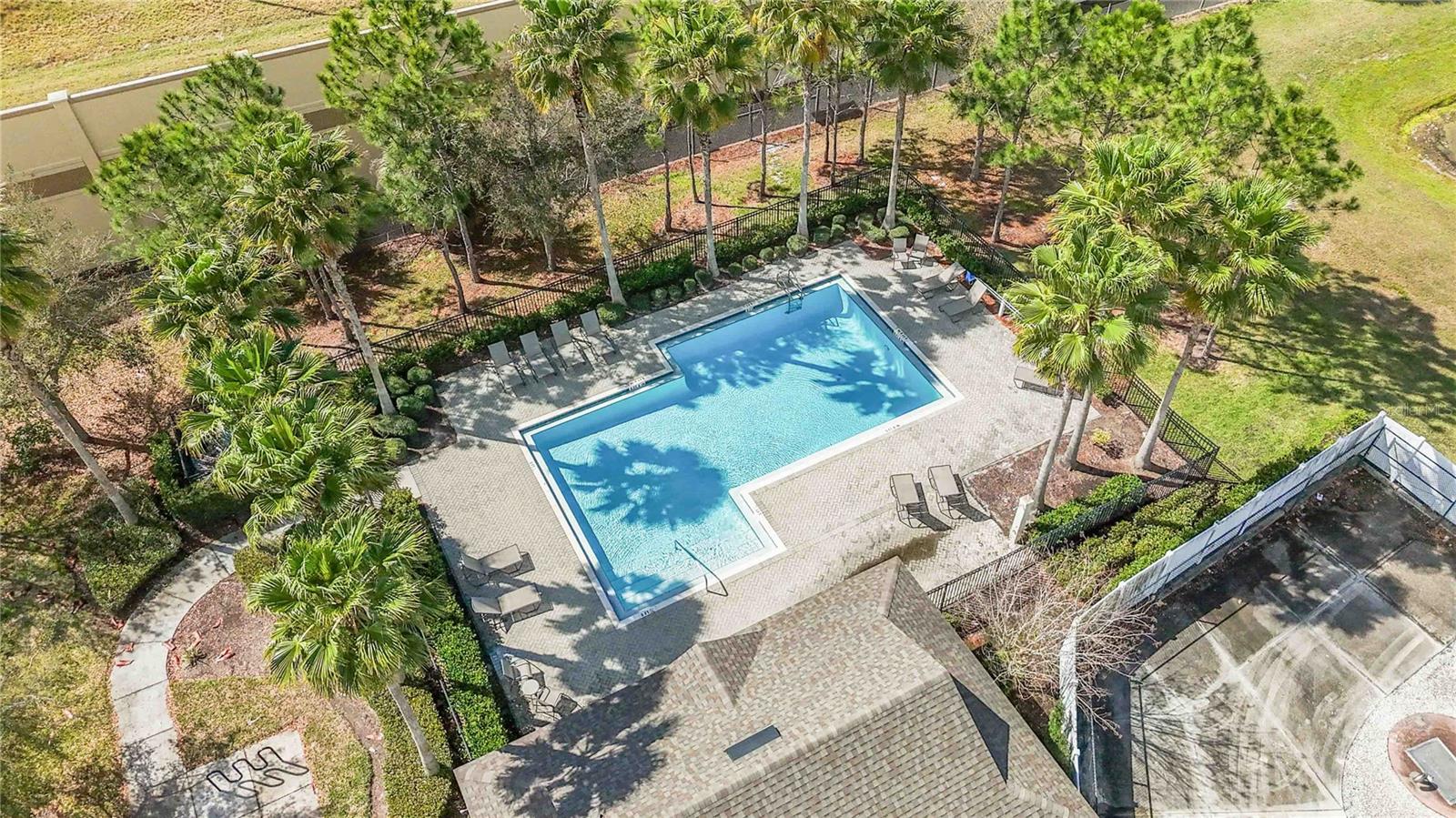 Image 42 of 53 For 1972 Beacon Landing Circle