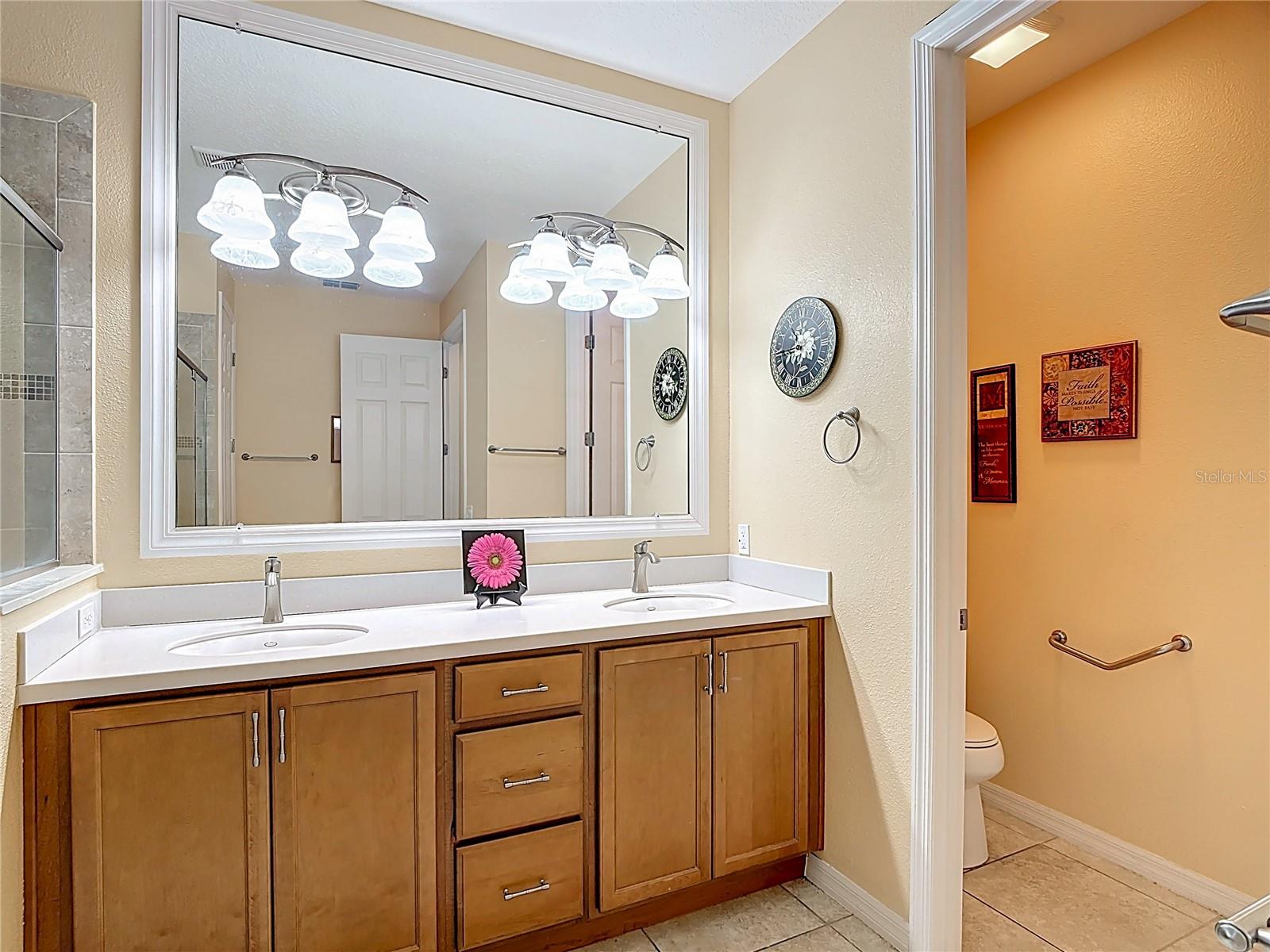 Image 29 of 84 For 531 Via Vitale Court