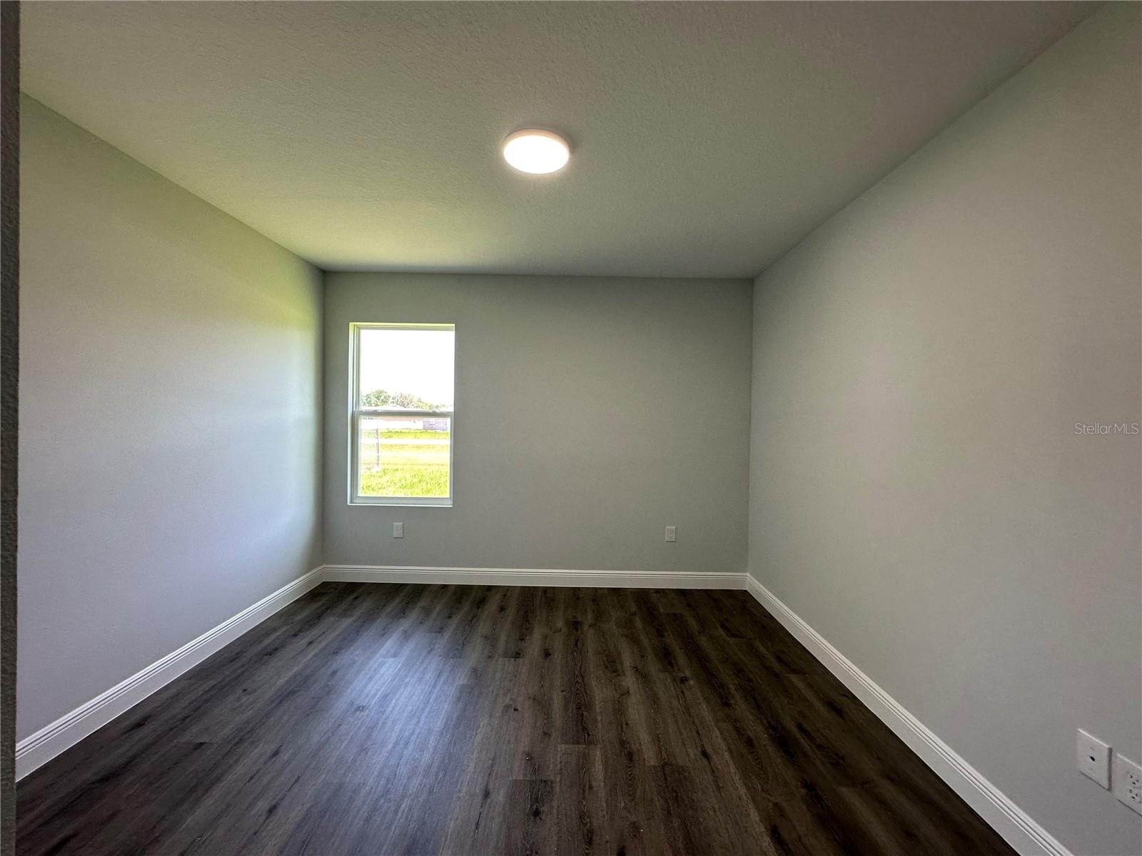 Image 12 of 18 For 513 Albatross Drive B