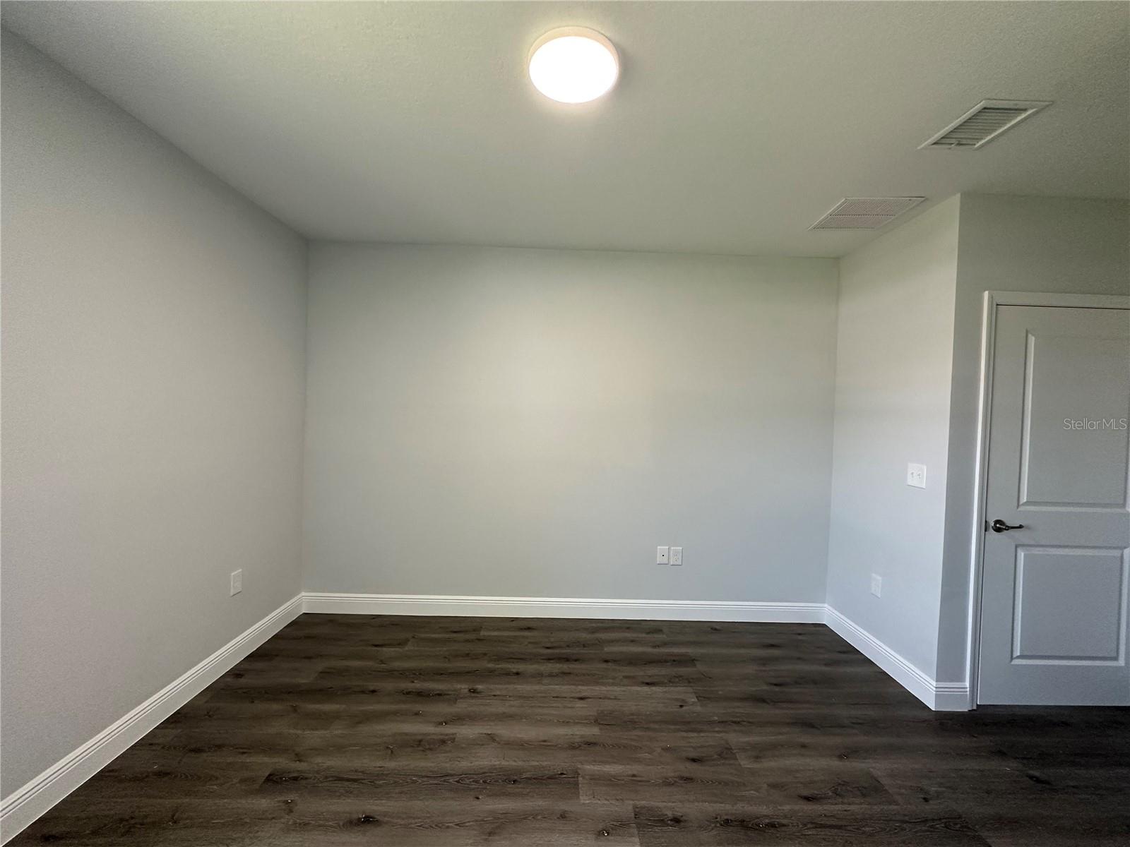 Image 13 of 18 For 513 Albatross Drive B