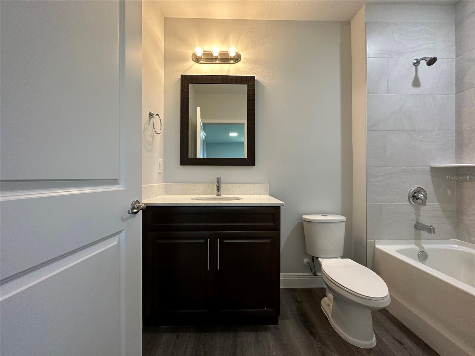 Image 16 of 18 For 513 Albatross Drive B