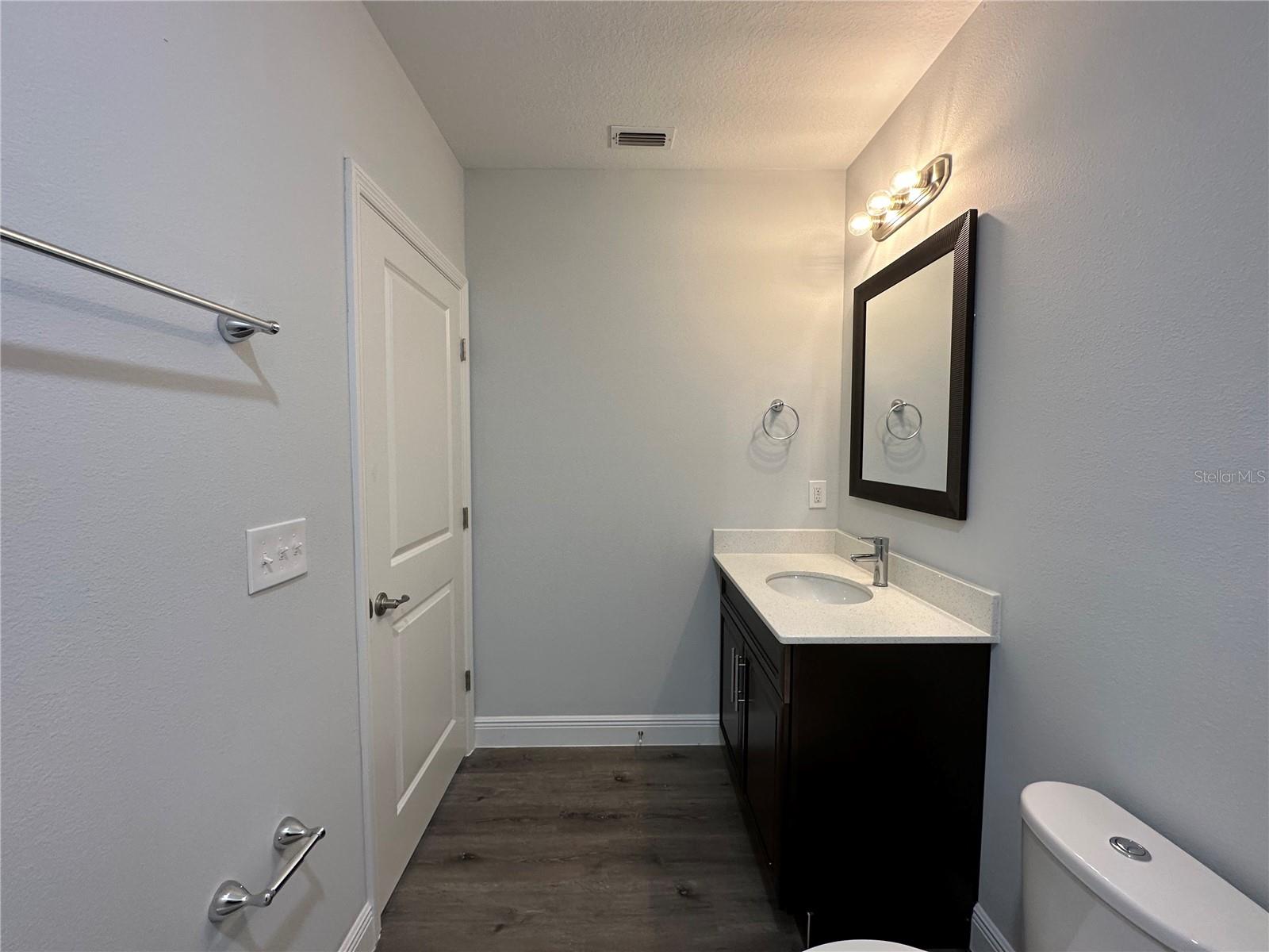 Image 17 of 18 For 513 Albatross Drive B