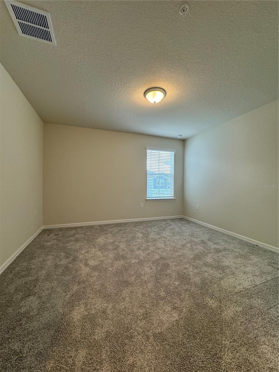 Image 16 of 22 For 105 Violet Vine Ln