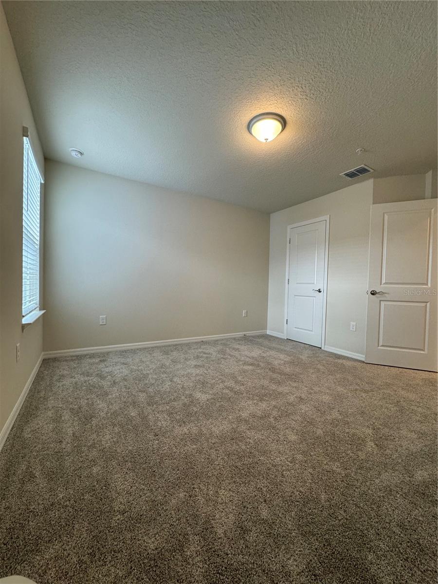 Image 17 of 22 For 105 Violet Vine Ln