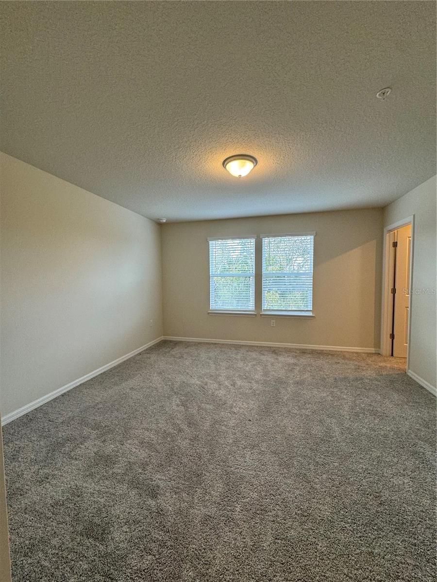 Image 8 of 22 For 105 Violet Vine Ln