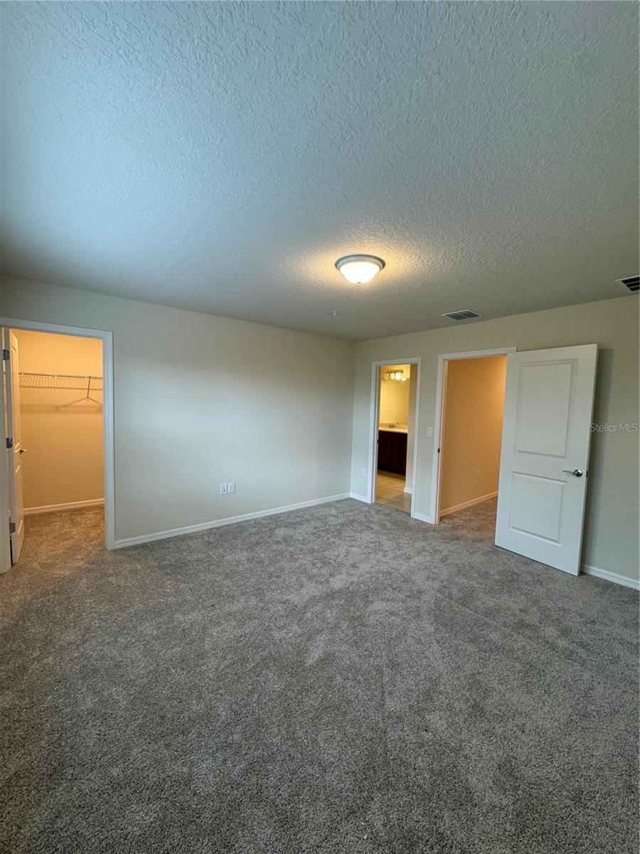 Image 9 of 22 For 105 Violet Vine Ln