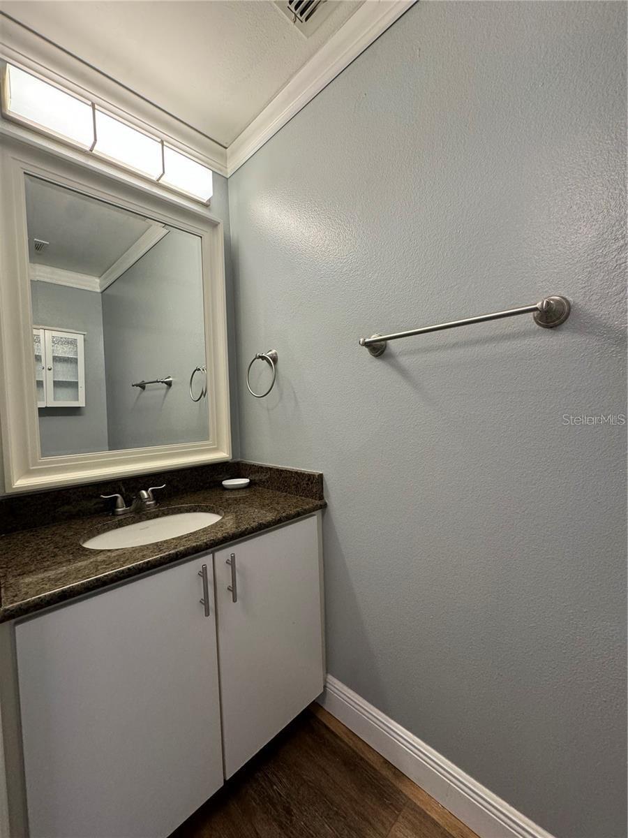 Image 22 of 40 For 604 Tamarin Lane