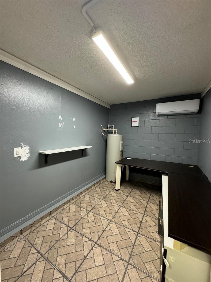 Image 24 of 40 For 604 Tamarin Lane