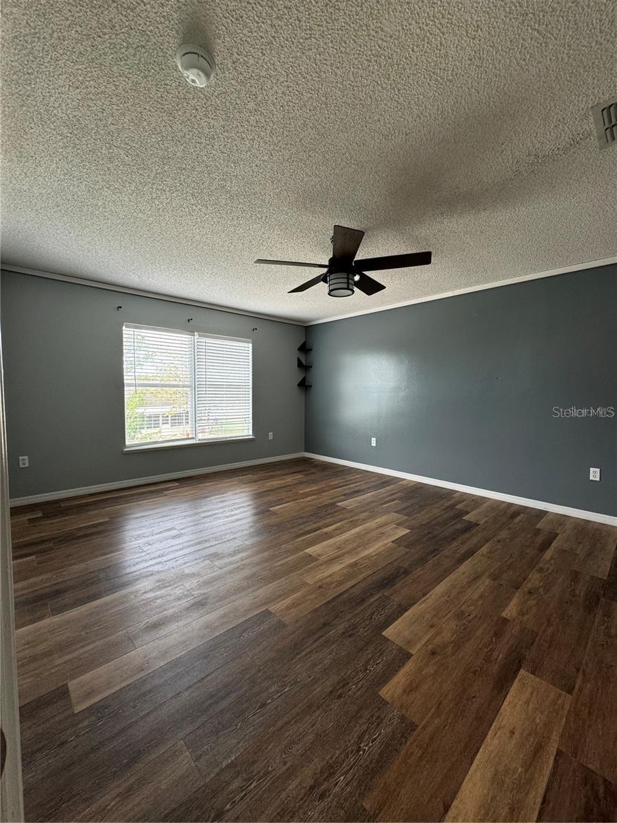 Image 28 of 40 For 604 Tamarin Lane