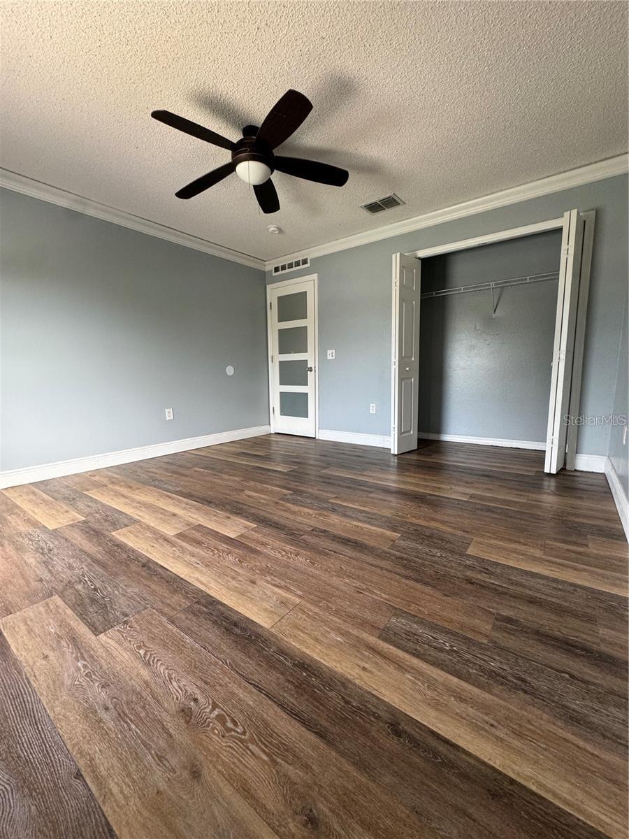 Image 29 of 40 For 604 Tamarin Lane