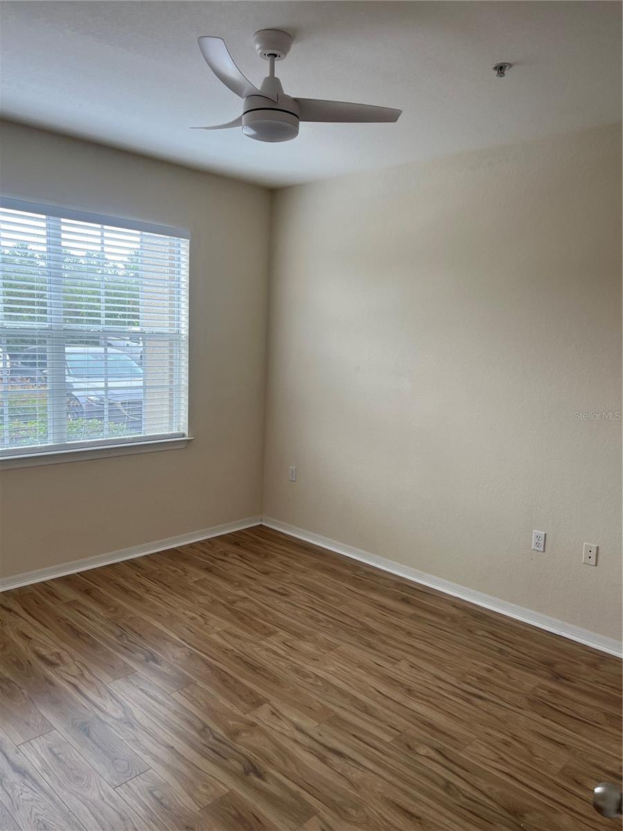 Image 5 of 8 For 8201 Claire Ann Drive 102