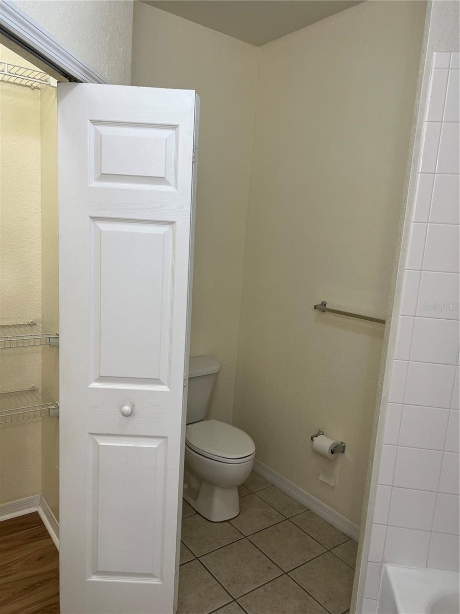 Image 6 of 8 For 8201 Claire Ann Drive 102