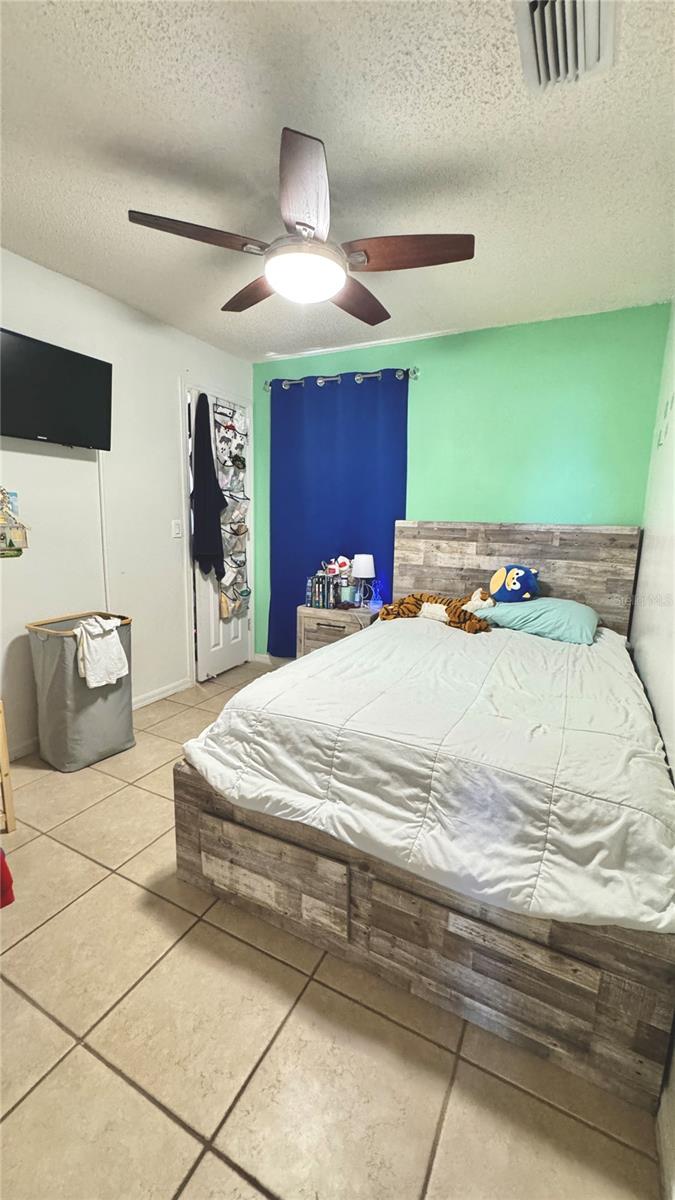 Image 14 of 19 For 6904 Long Needle Court