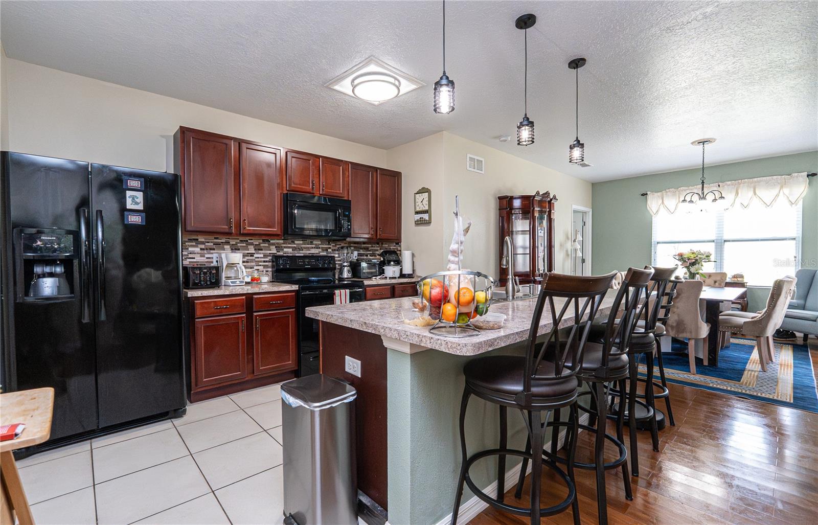 Image 9 of 22 For 260 Sunny Day Way