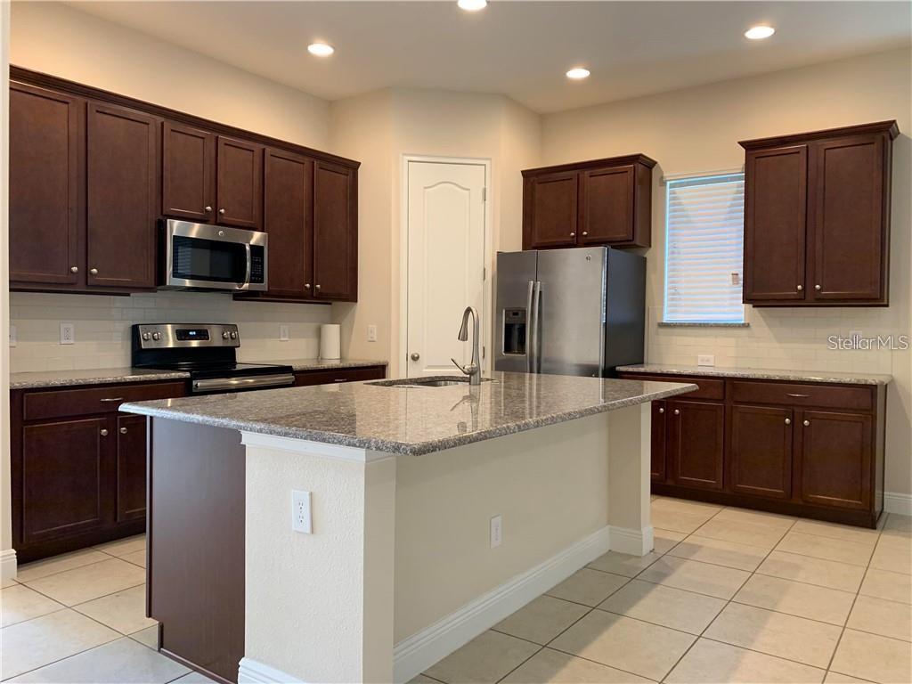 Image 4 of 14 For 8655 Sperry Street