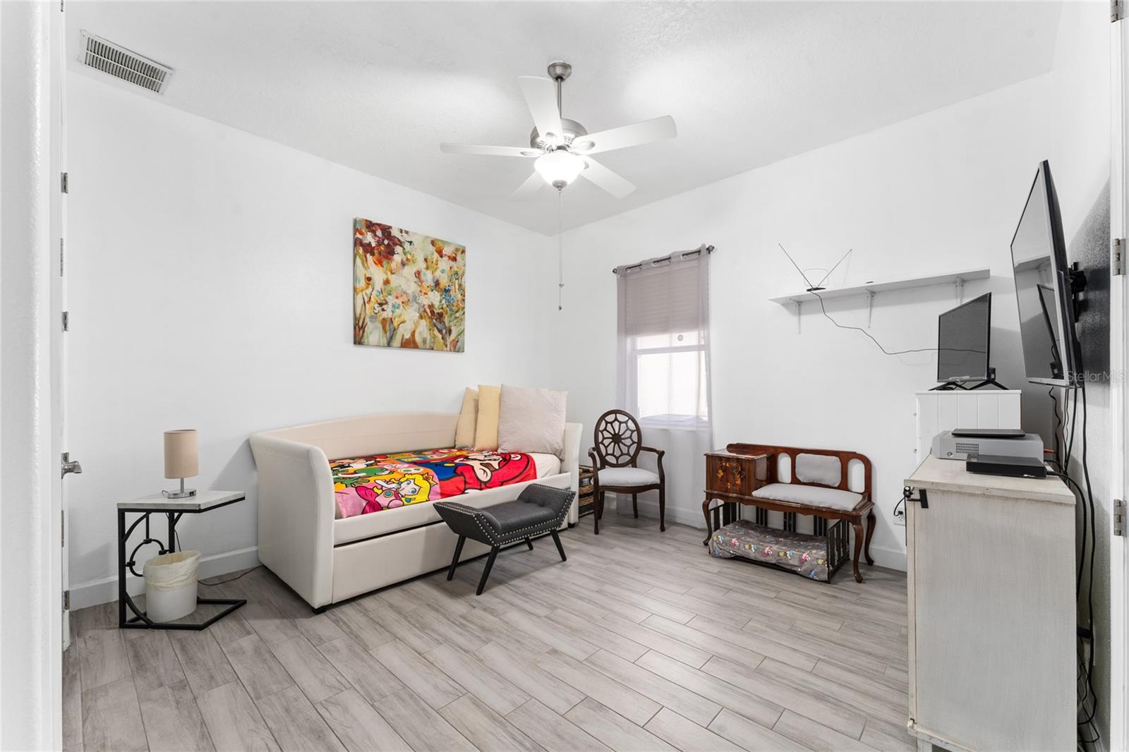 Image 17 of 39 For 2770 Swoop Circle