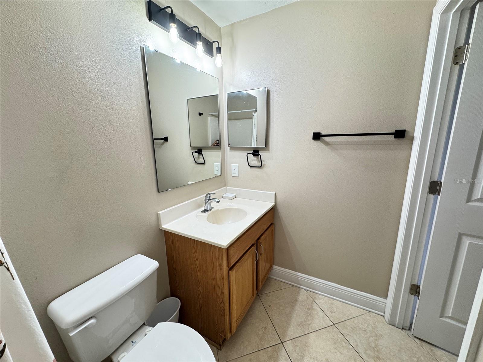 Image 19 of 24 For 220 Milford Street