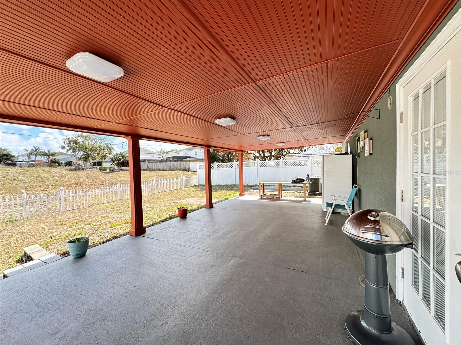 Image 21 of 24 For 220 Milford Street