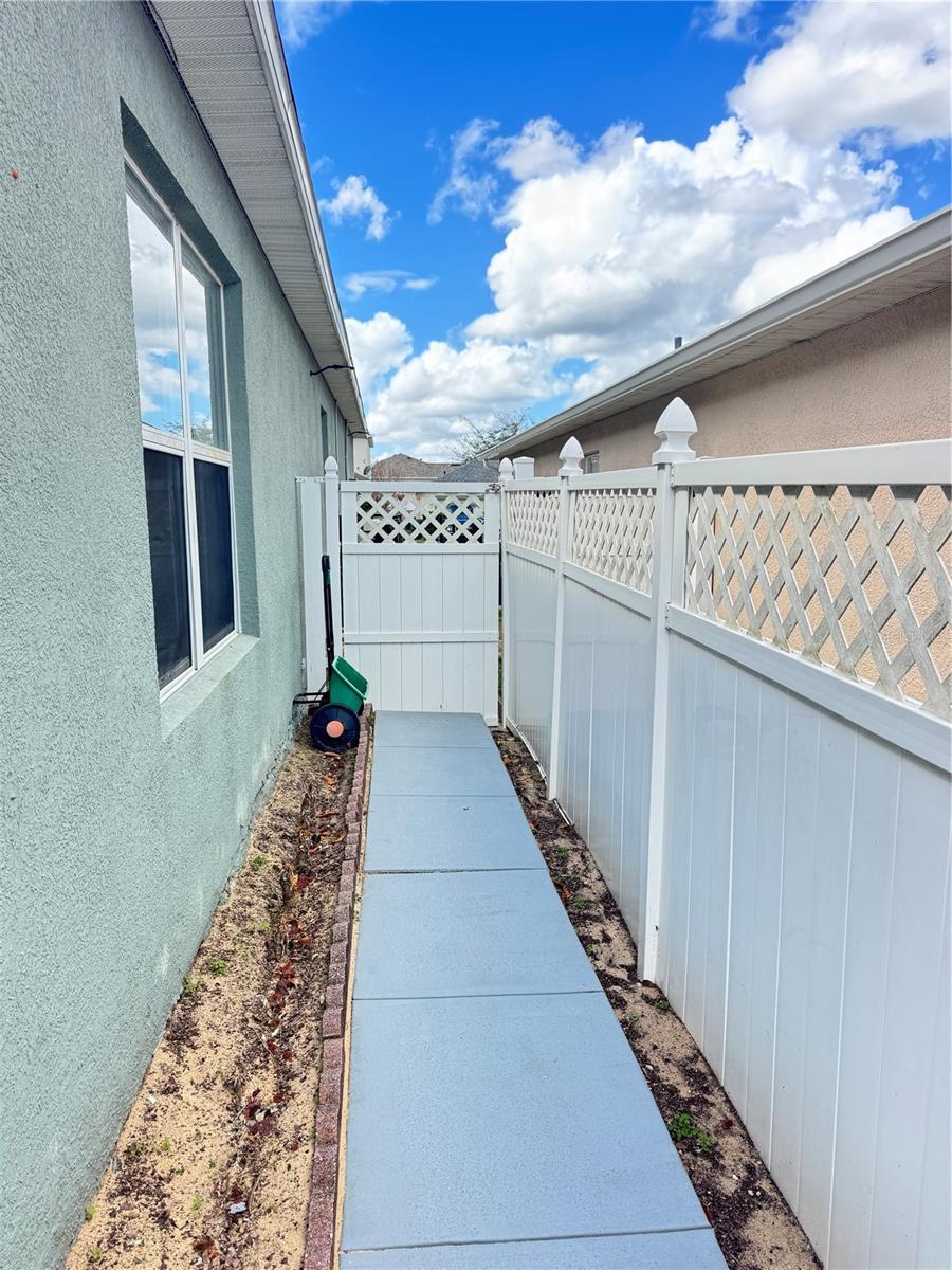 Image 24 of 24 For 220 Milford Street