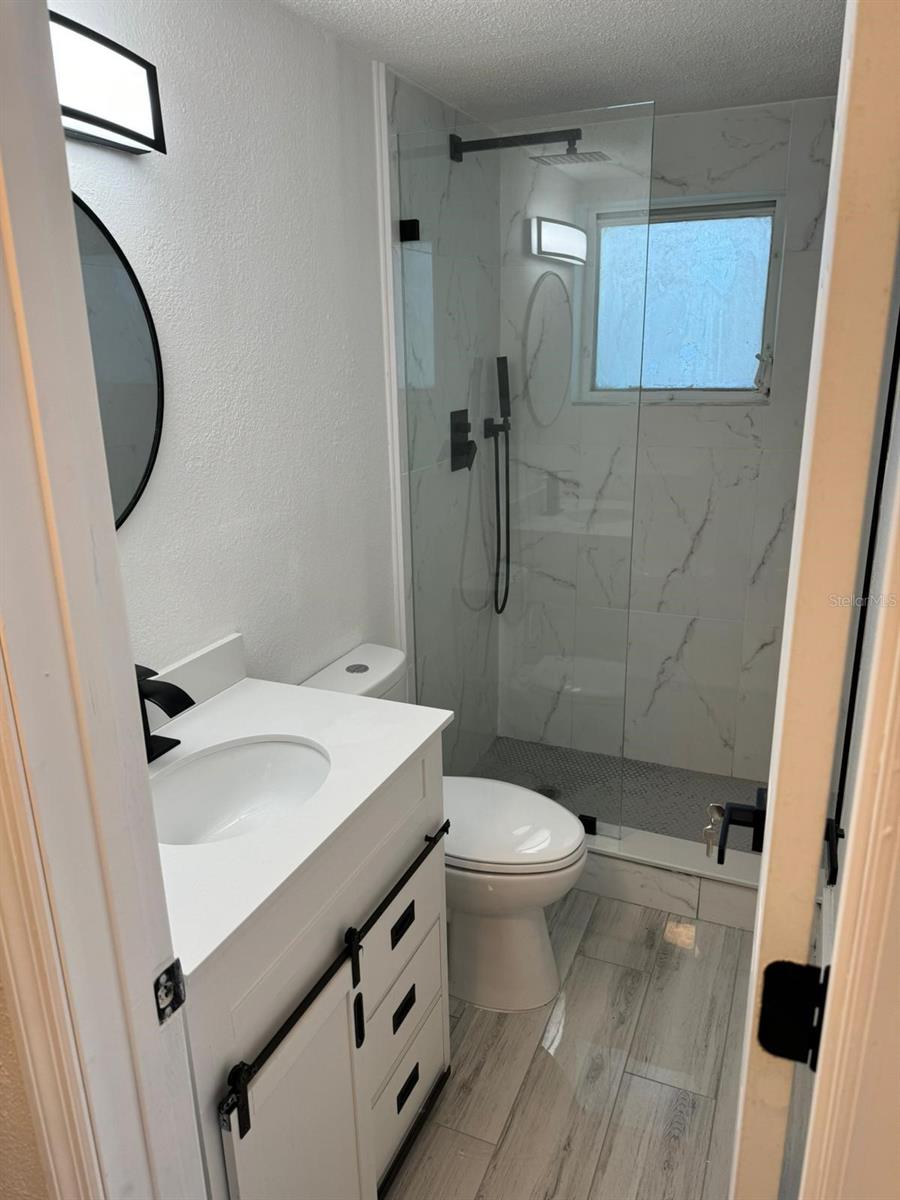 Image 20 of 21 For 1715 Kenilworth Street