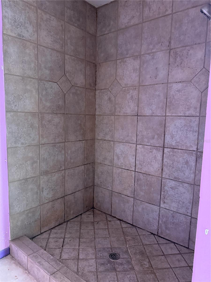 Image 13 of 18 For 925 Old Mail Lane