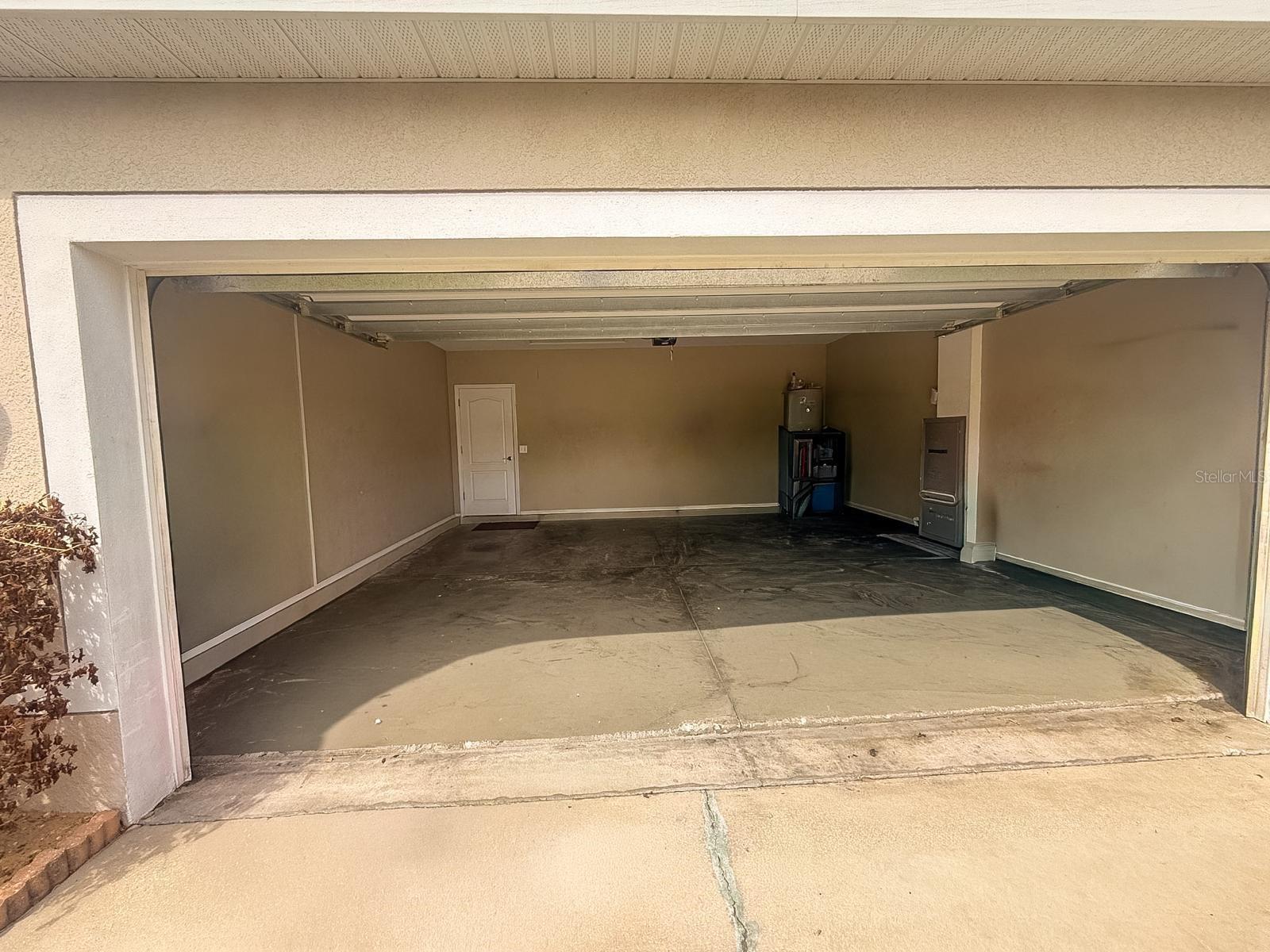 Image 12 of 35 For 188 Tanager Street