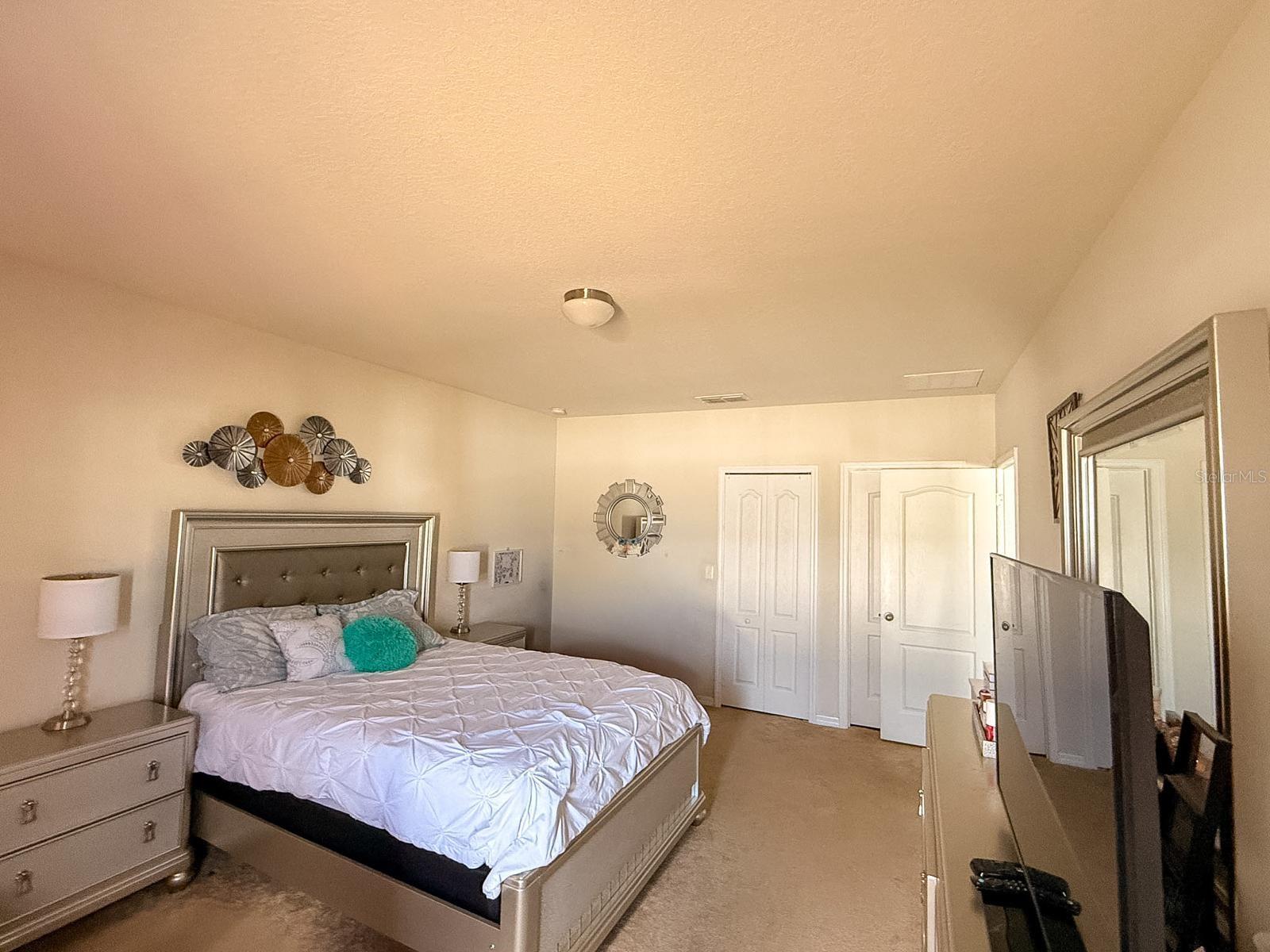 Image 24 of 35 For 188 Tanager Street