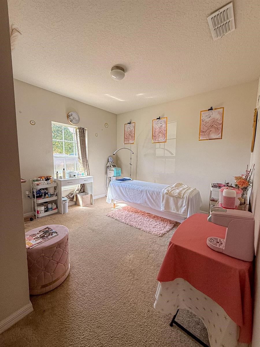 Image 32 of 35 For 188 Tanager Street