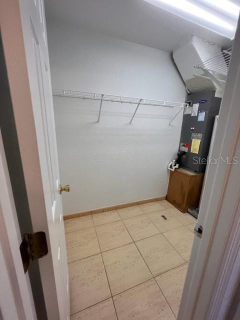 Image 17 of 27 For 2918 Semoran Boulevard 1