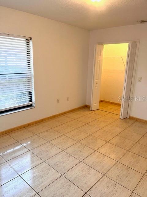 Image 19 of 27 For 2918 Semoran Boulevard 1