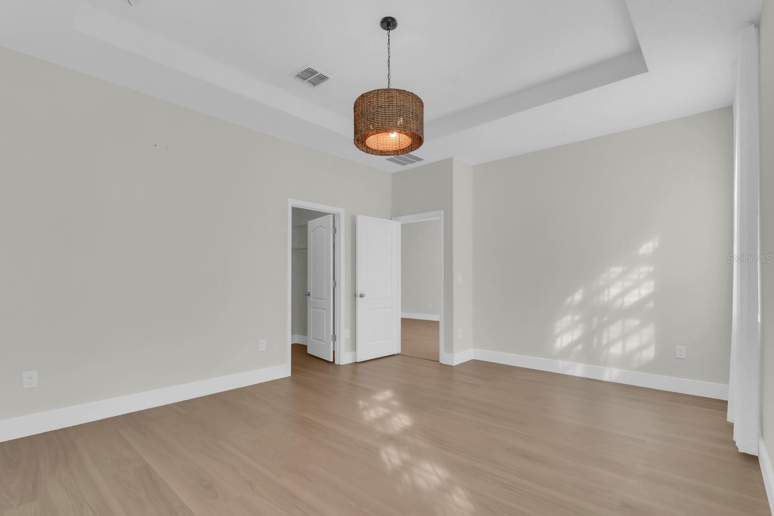 Image 19 of 53 For 15583 Hamlin Blossom Avenue