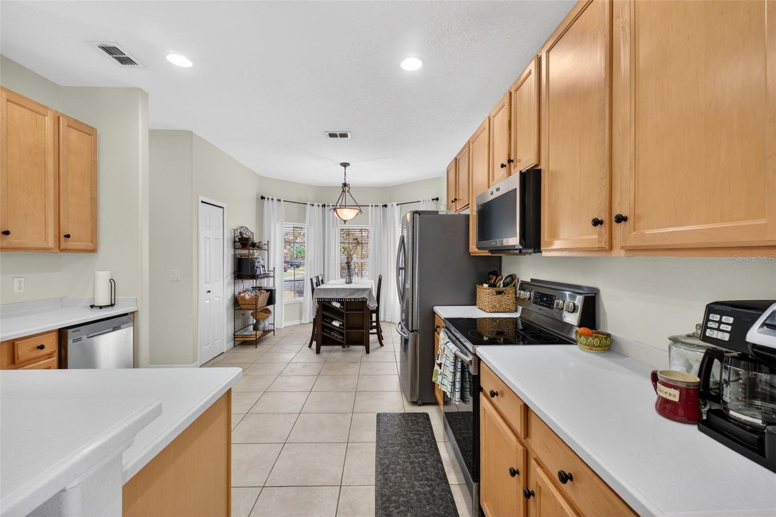 Image 13 of 82 For 117 Preston Avenue