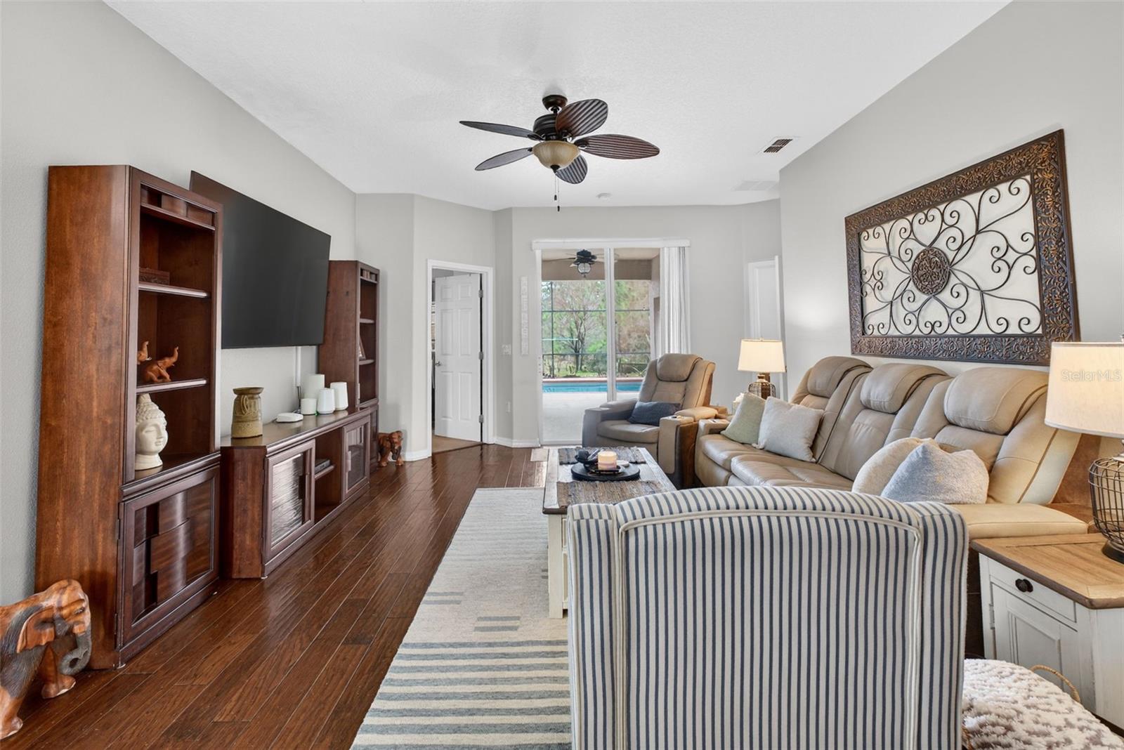 Image 24 of 82 For 117 Preston Avenue