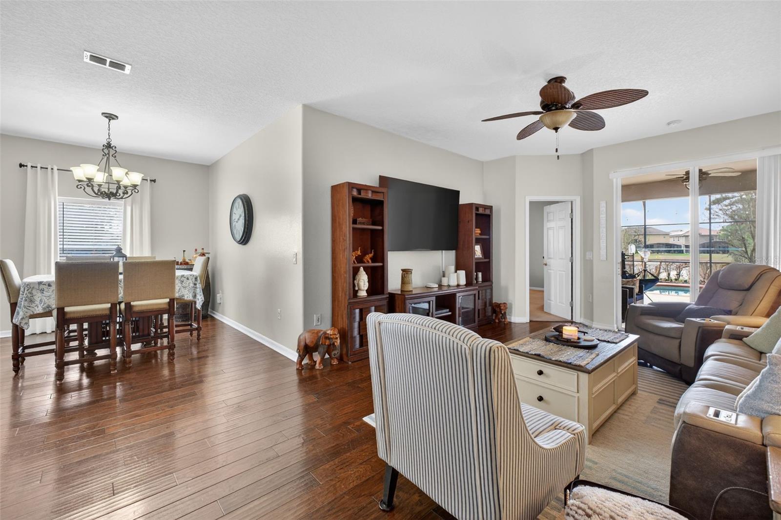 Image 25 of 82 For 117 Preston Avenue