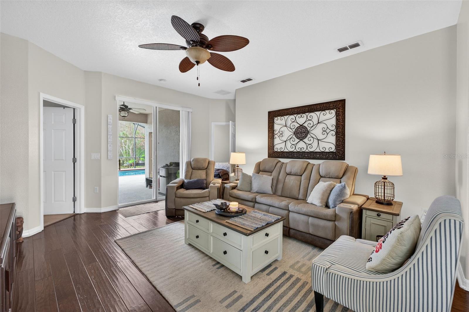 Image 26 of 82 For 117 Preston Avenue