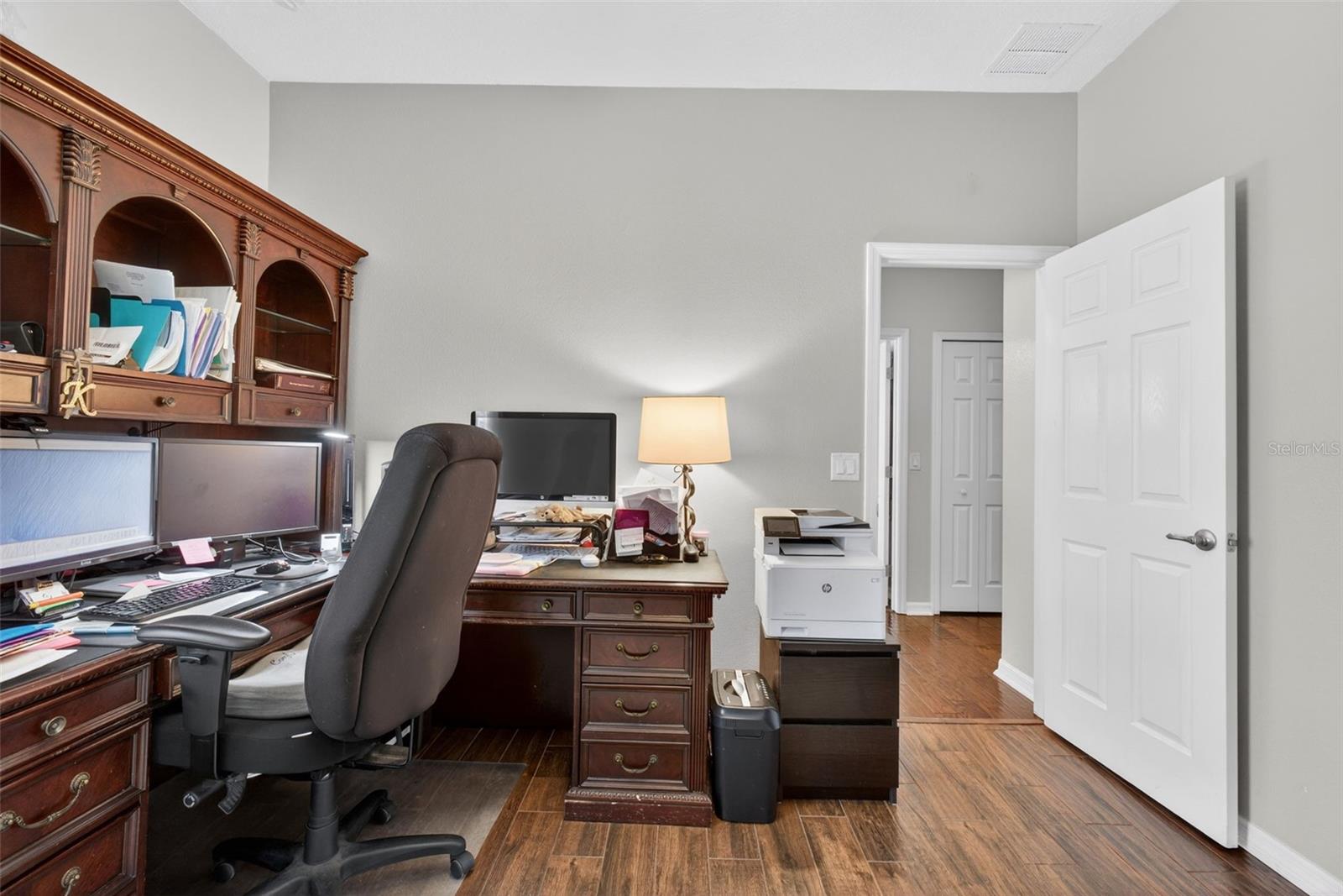 Image 32 of 82 For 117 Preston Avenue