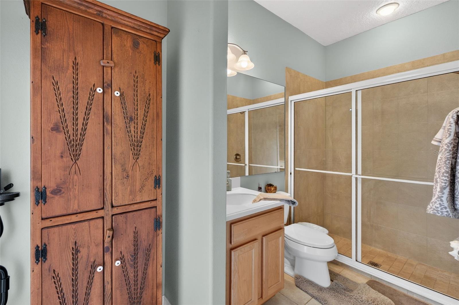 Image 42 of 82 For 117 Preston Avenue