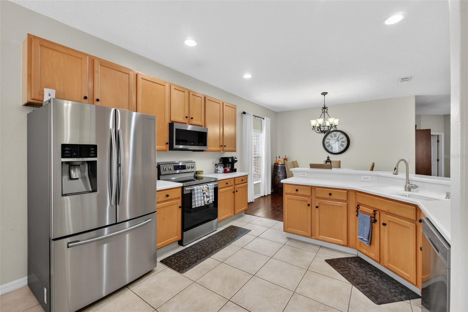 Image 9 of 82 For 117 Preston Avenue