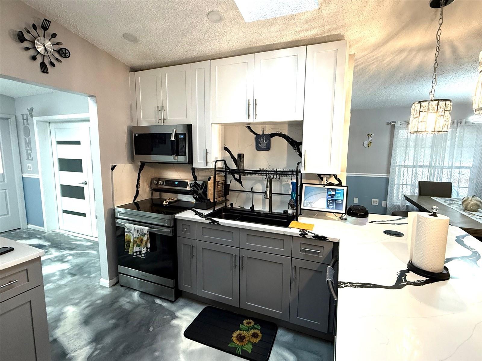 Image 15 of 42 For 2122 Winningway Streets